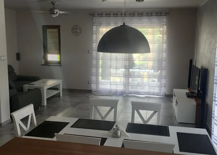 Grey House بيت للعطل بوزكوفو